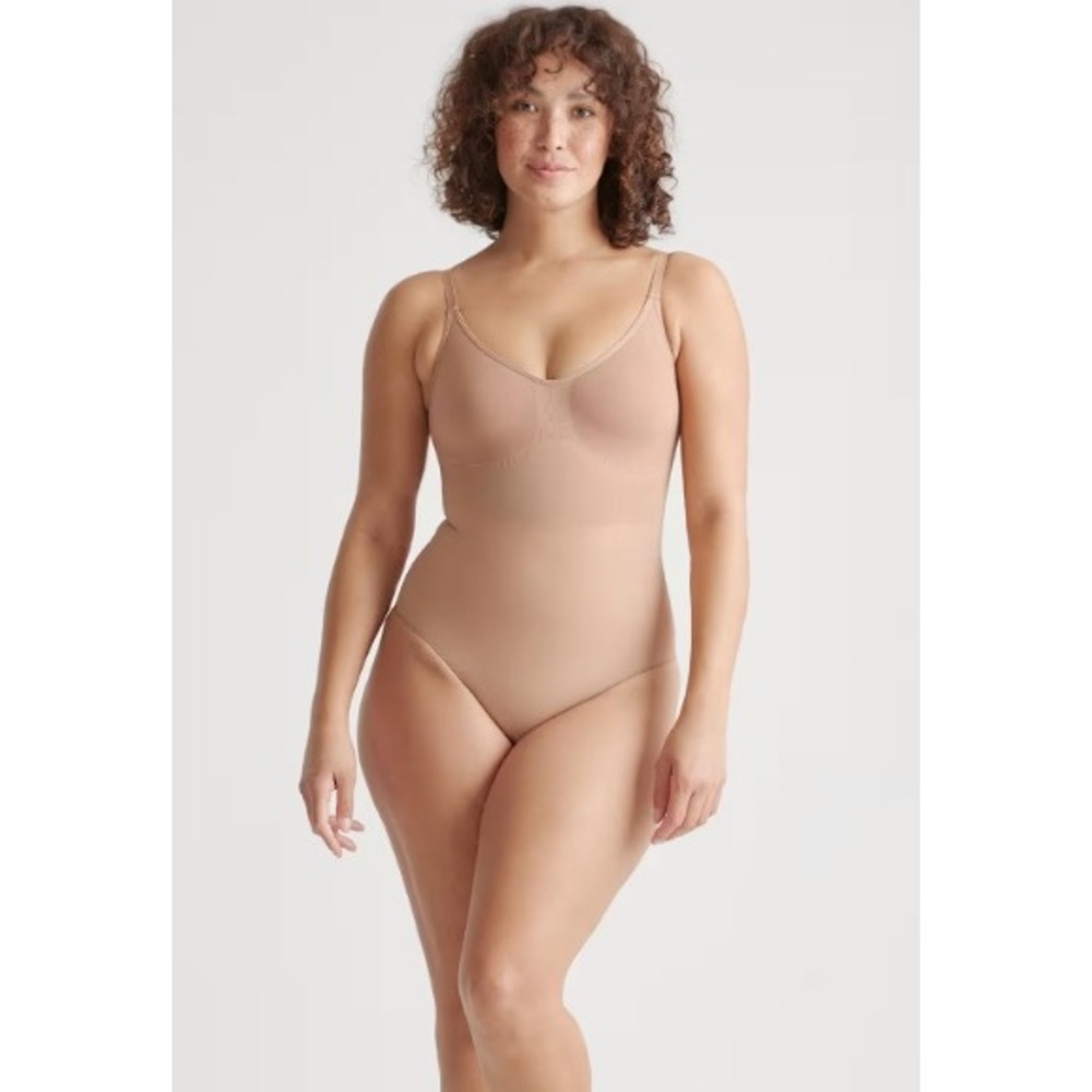Quince Sculpting Bodysuit in Sienna Size XS Tan Seamless Shapewear Tummy Control